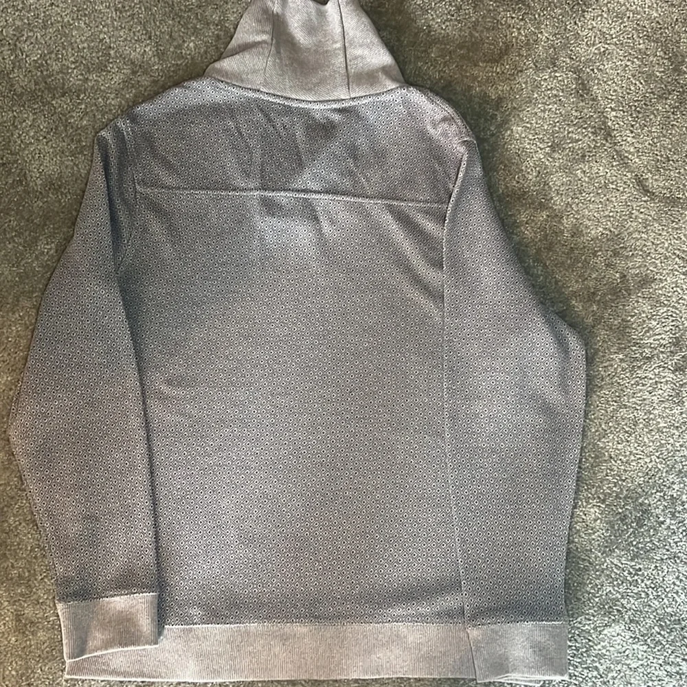 Sweater - Picture 2 of 5